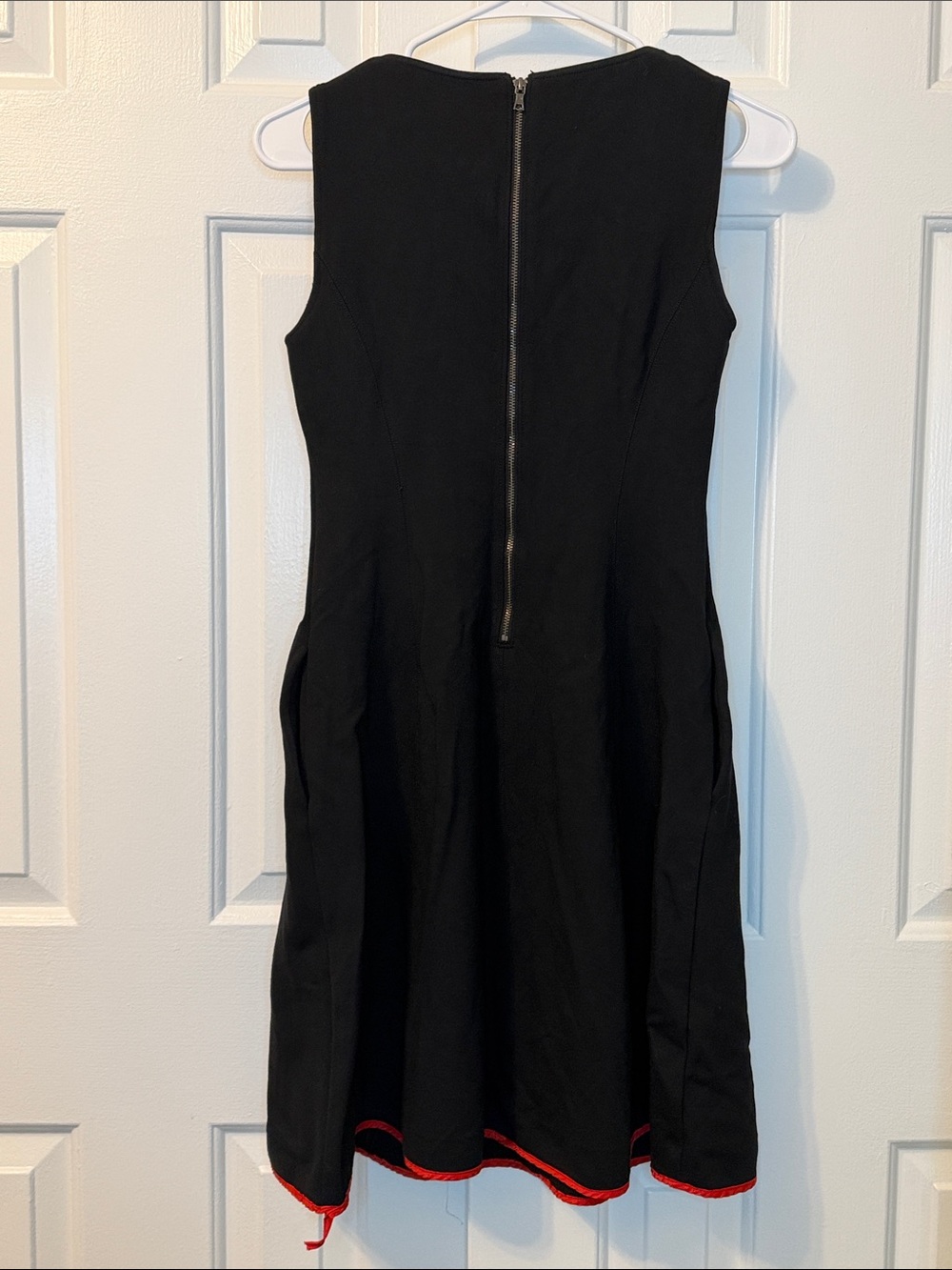 Spanx Perfect Fit & Flare Sleeveless Dress Classic Black Red Trim Pockets Size 6 - Picture 4 of 4